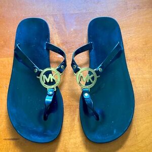 Michael Kors Black jelly gold buckle thong shoes Size9 $30